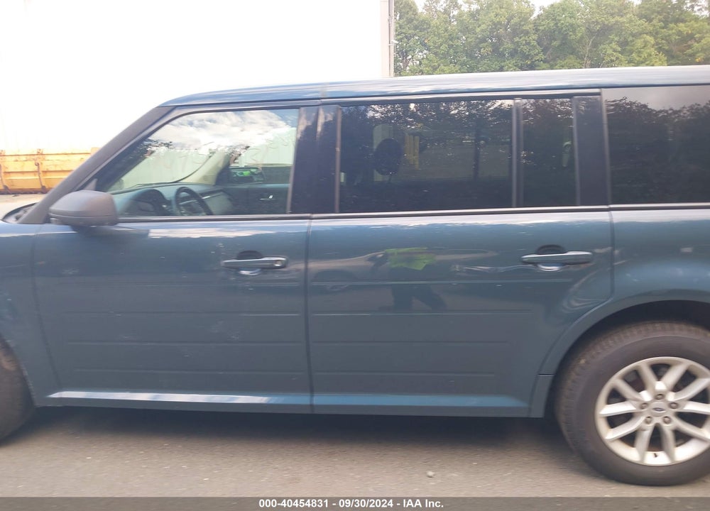 2016 FORD FLEX SE VIN: 2FMGK5B87GBA12644