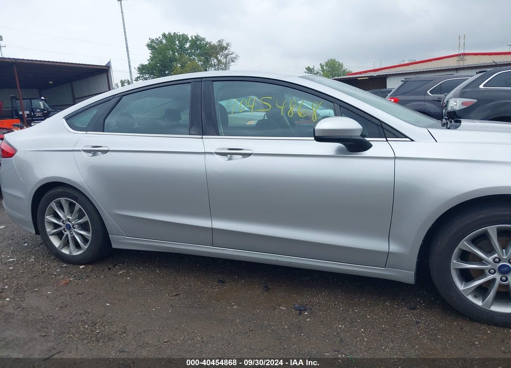 2017 FORD FUSION SE VIN: 3FA6P0HD5HR310997
