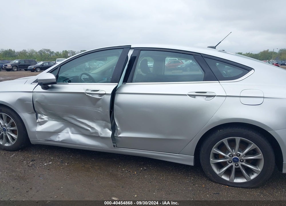 2017 FORD FUSION SE VIN: 3FA6P0HD5HR310997