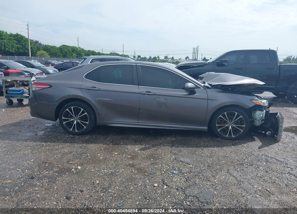 2019 TOYOTA CAMRY SE VIN: 4T1B11HK5KU175675