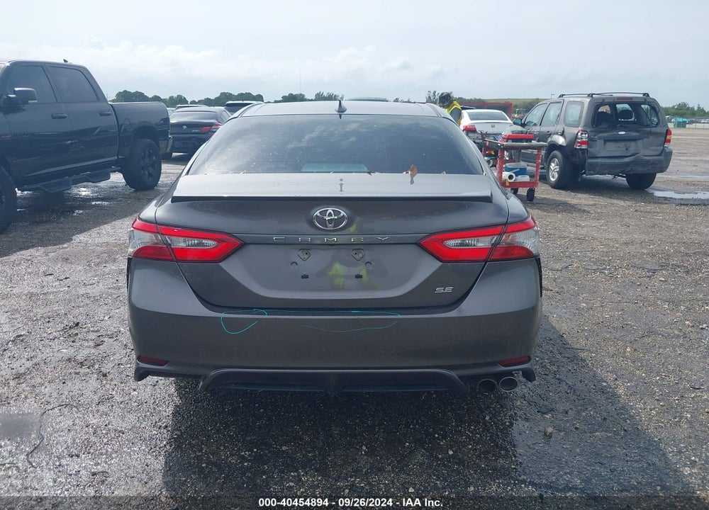 2019 TOYOTA CAMRY SE VIN: 4T1B11HK5KU175675