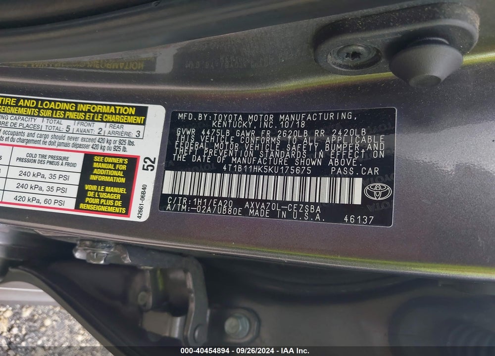 2019 TOYOTA CAMRY SE VIN: 4T1B11HK5KU175675