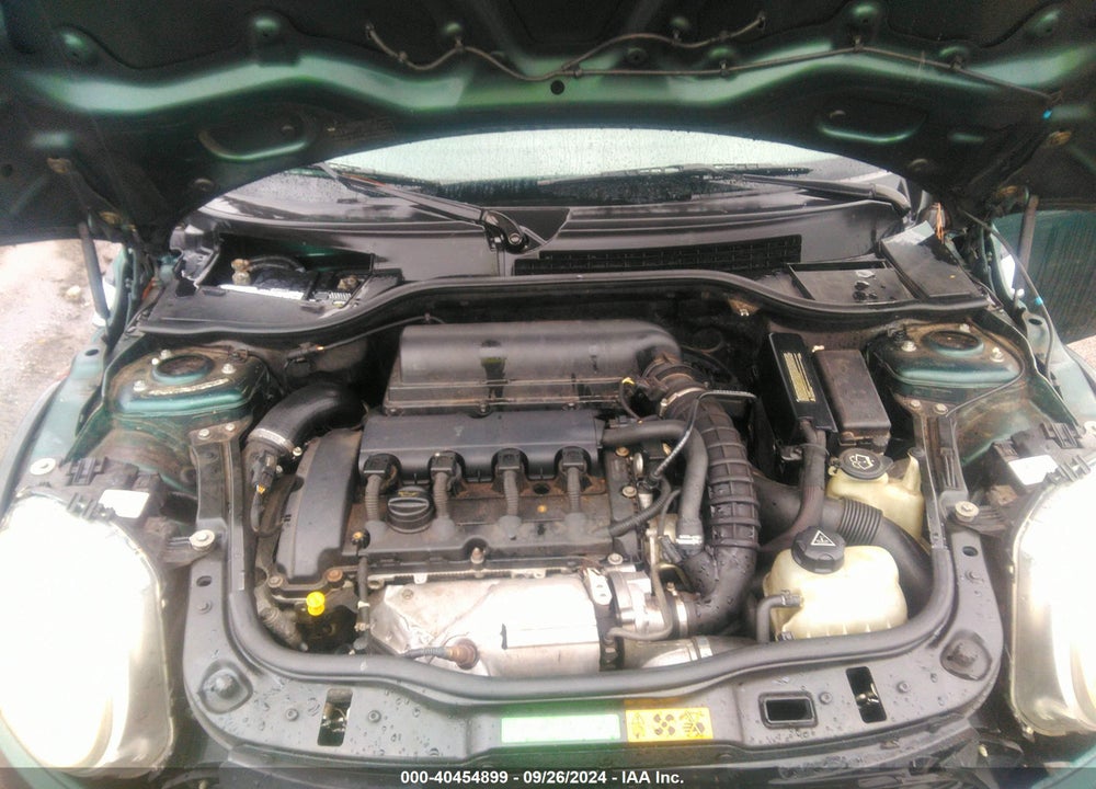 2008 MINI COOPER S VIN: WMWMF73548TV37008