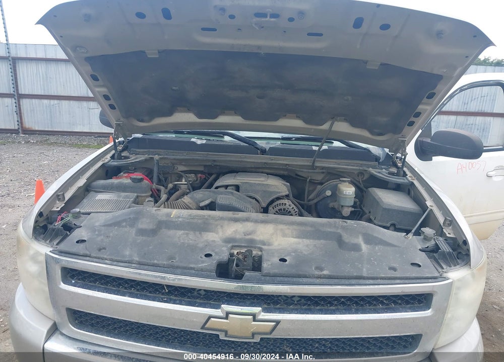 2009 CHEVROLET SILVERADO 1500 LT VIN: 1GCEK29029Z203530