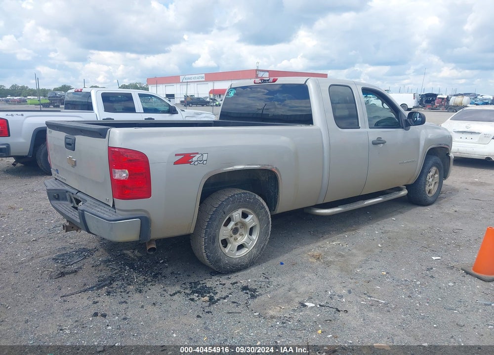 2009 CHEVROLET SILVERADO 1500 LT VIN: 1GCEK29029Z203530