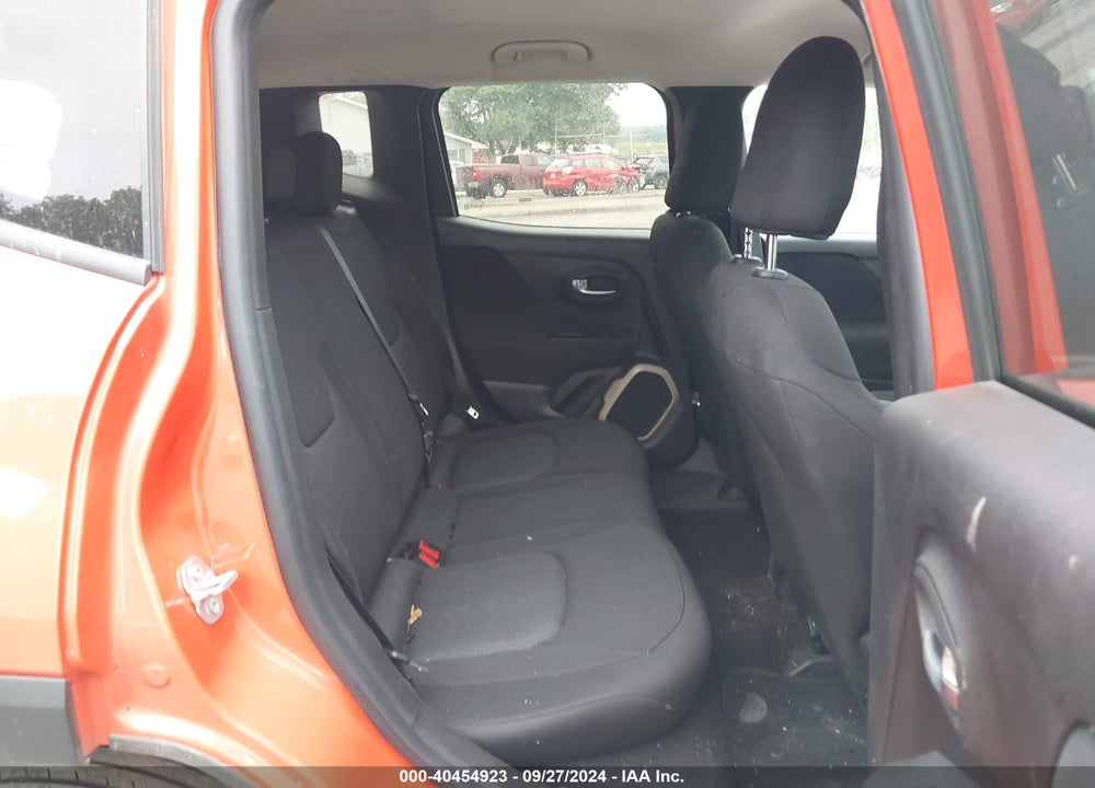 2017 JEEP RENEGADE SPORT FWD VIN: ZACCJAAB1HPF10640