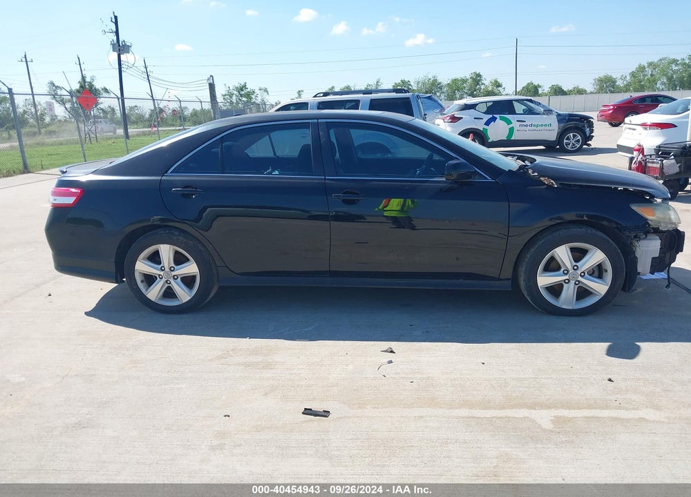 2011 TOYOTA CAMRY SE VIN: 4T1BF3EK4BU669558