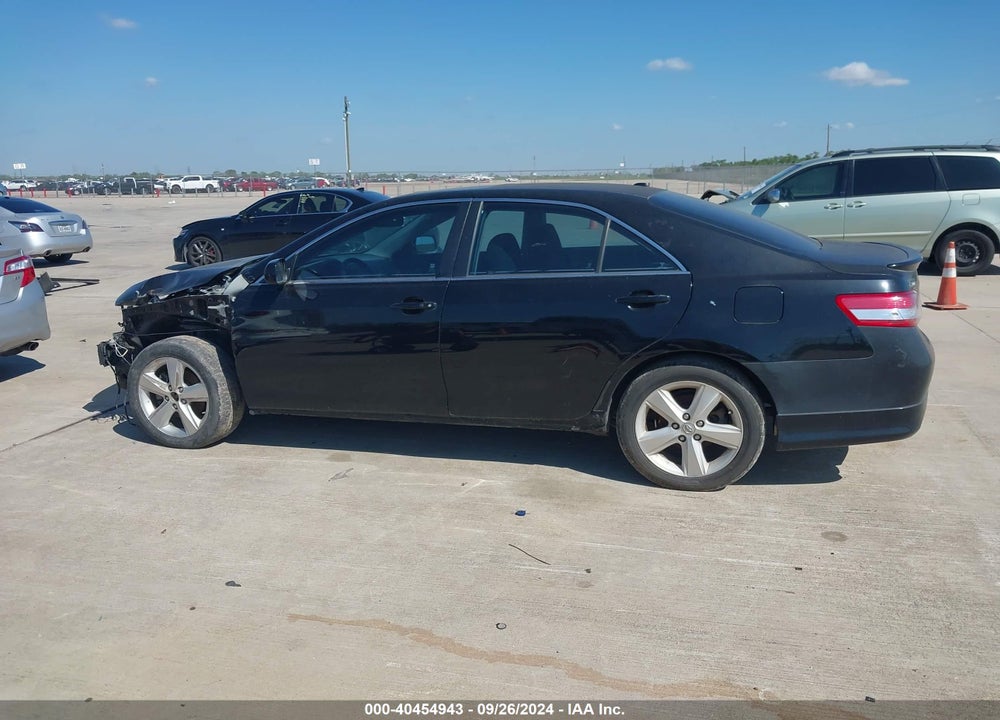 2011 TOYOTA CAMRY SE VIN: 4T1BF3EK4BU669558