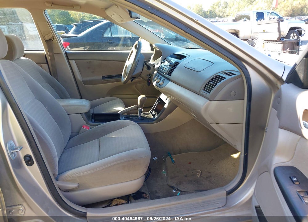 2005 TOYOTA CAMRY LE VIN: 4T1BE32K15U965763