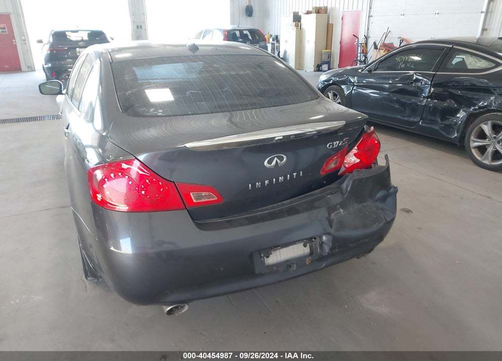 2009 INFINITI G37X VIN: JNKCV61FX9M363172