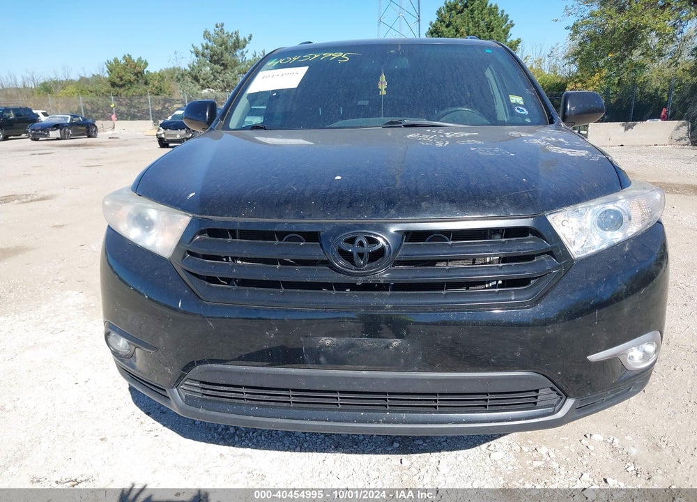 2013 TOYOTA HIGHLANDER V6 VIN: 5TDBK3EH1DS250627