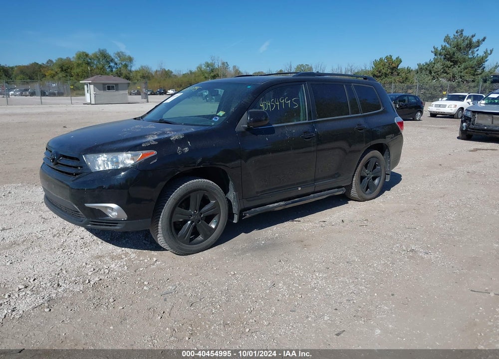 2013 TOYOTA HIGHLANDER V6 VIN: 5TDBK3EH1DS250627