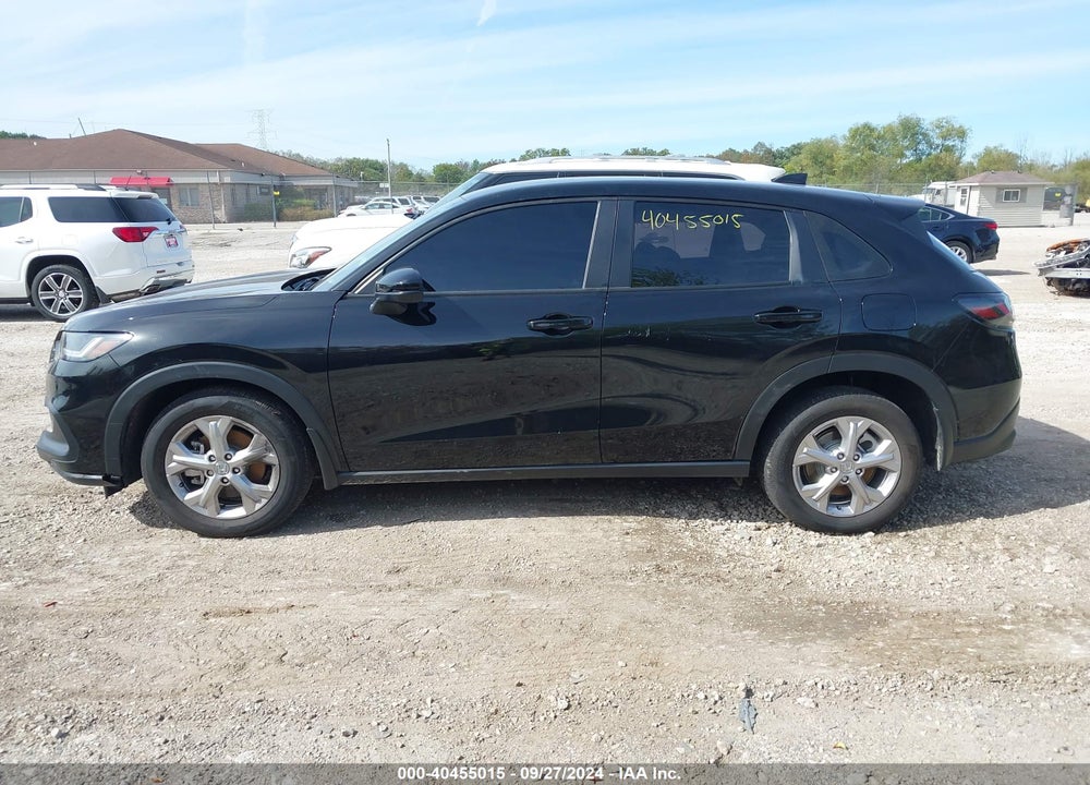 2025 HONDA HR-V AWD LX VIN: 3CZRZ2H38SM714170