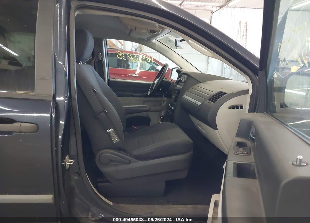 2008 DODGE GRAND CARAVAN SE VIN: 2D8HN44H88R605477