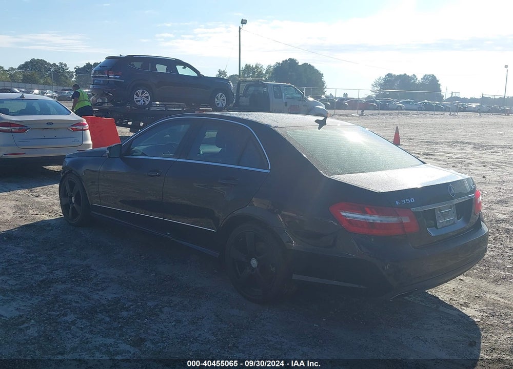 2010 MERCEDES-BENZ E 350 4MATIC VIN: WDDHF8HBXAA112330