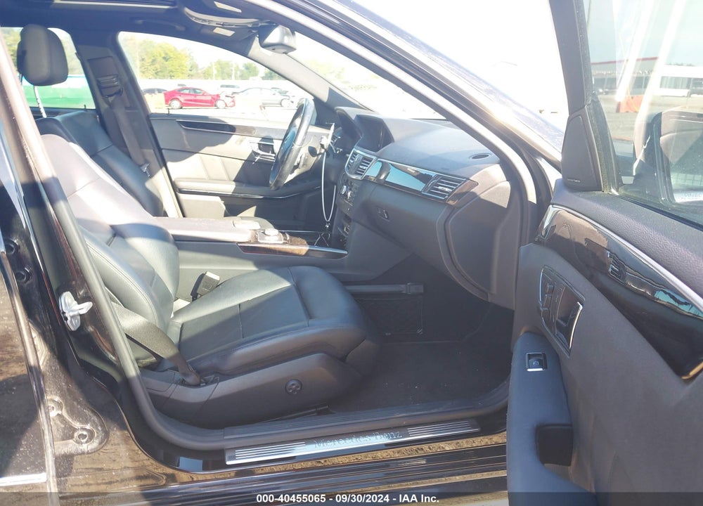 2010 MERCEDES-BENZ E 350 4MATIC VIN: WDDHF8HBXAA112330
