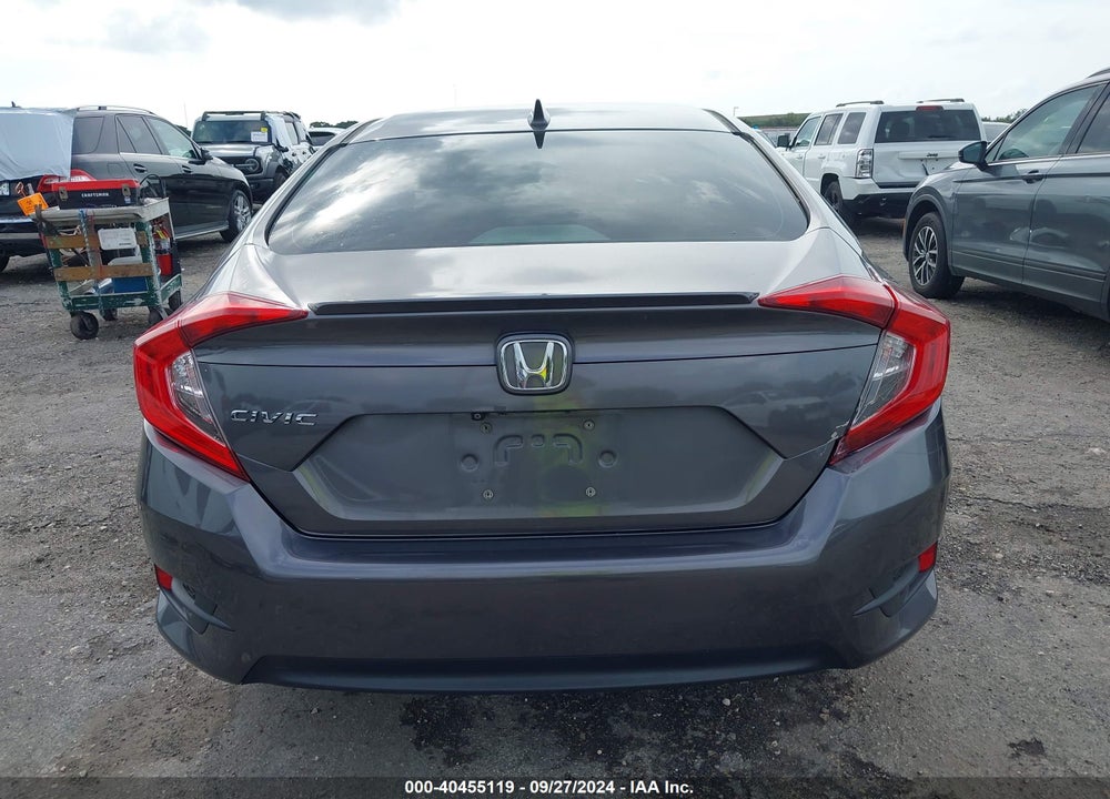 2018 HONDA CIVIC EX-T VIN: JHMFC1F30JX029305