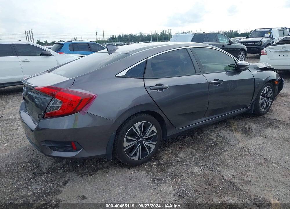 2018 HONDA CIVIC EX-T VIN: JHMFC1F30JX029305