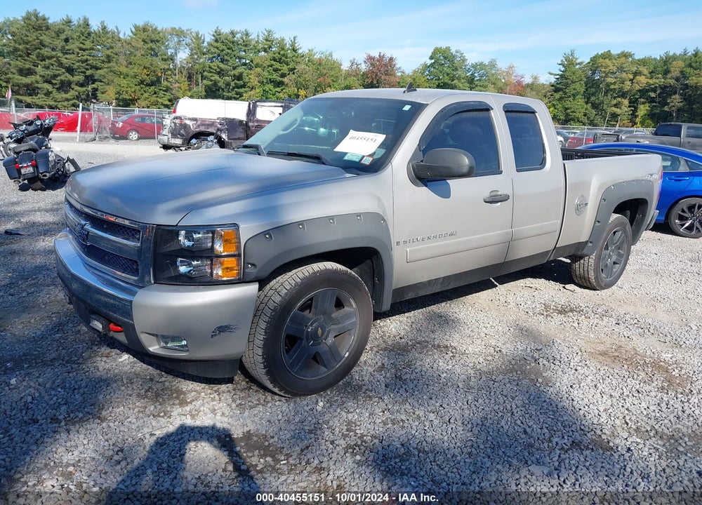 2008 CHEVROLET SILVERADO 1500 LT1 VIN: 2GCEK19JX81276655