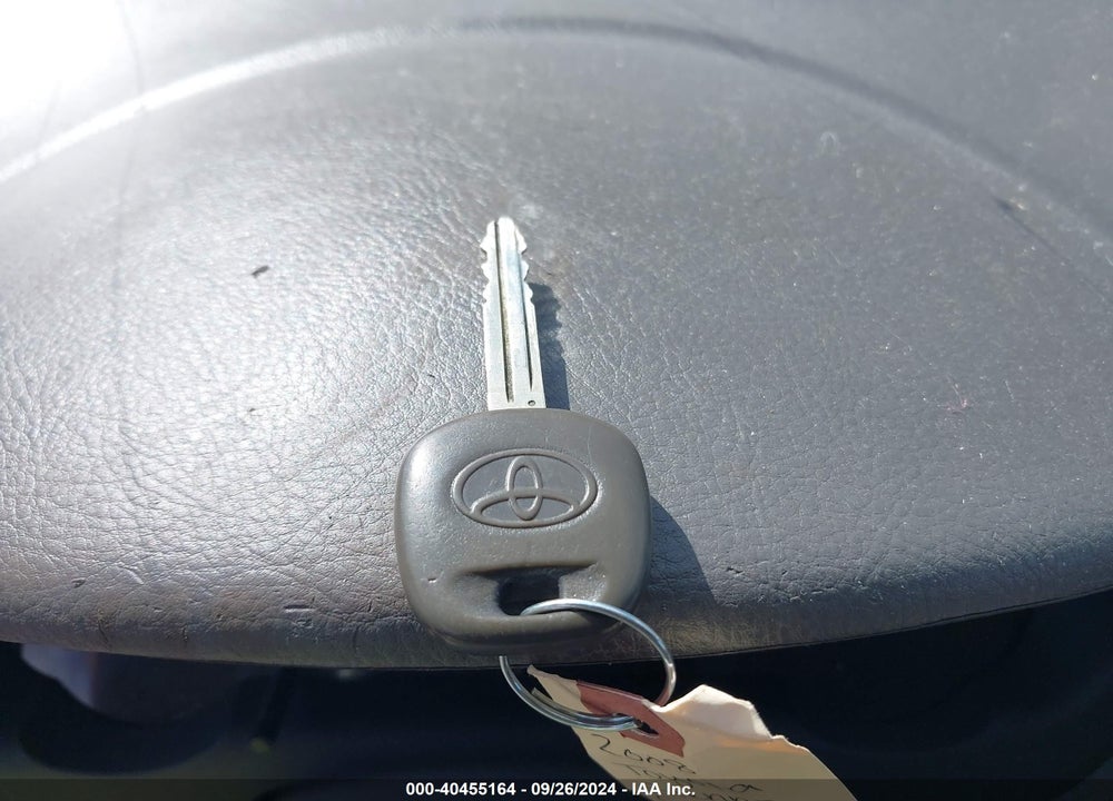 2008 TOYOTA SIENNA LE VIN: 5TDZK23C08S101812
