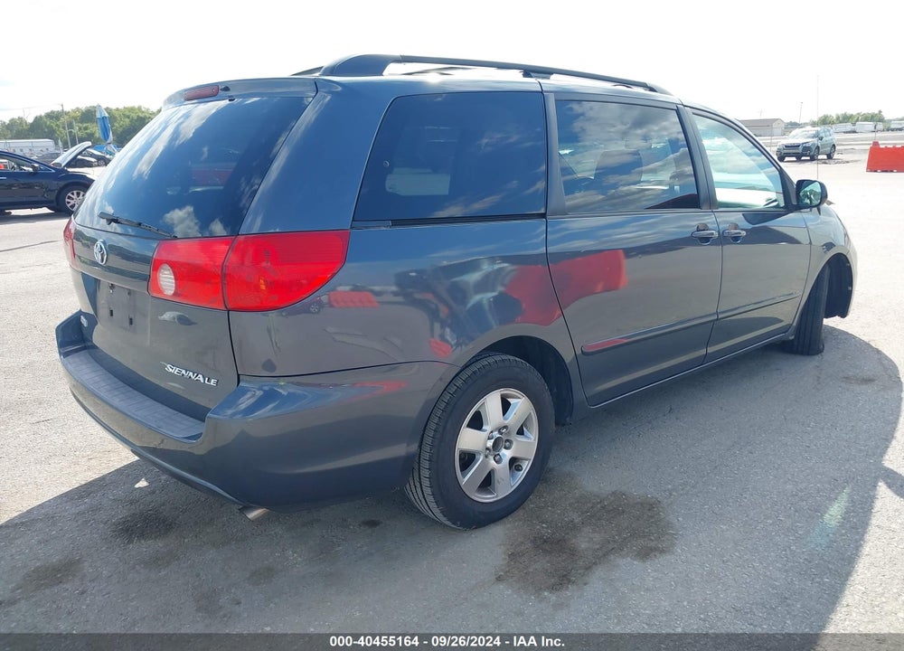 2008 TOYOTA SIENNA LE VIN: 5TDZK23C08S101812