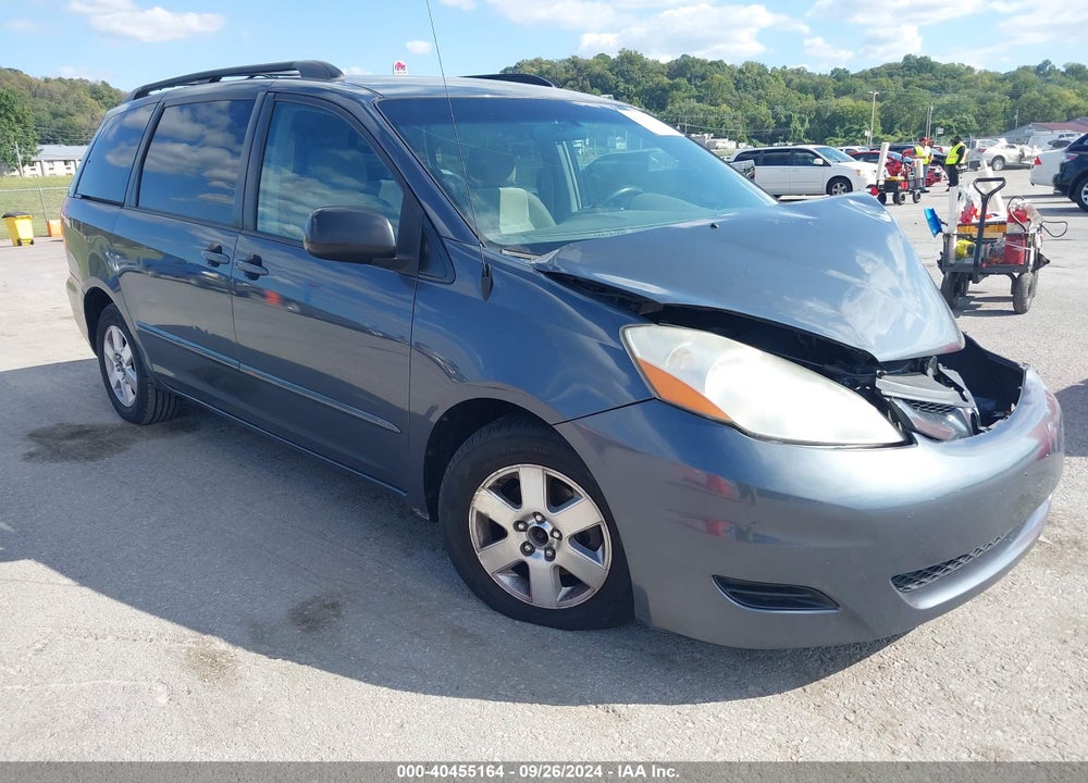 2008 TOYOTA SIENNA LE VIN: 5TDZK23C08S101812