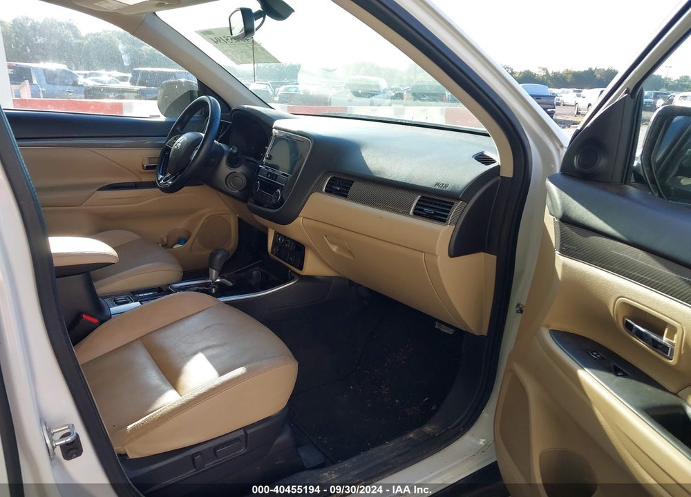 2019 MITSUBISHI OUTLANDER SEL VIN: JA4AD3A30KZ023354
