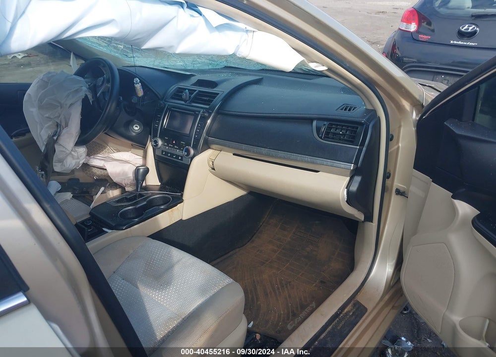 2012 TOYOTA CAMRY LE VIN: 4T4BF1FK1CR268351