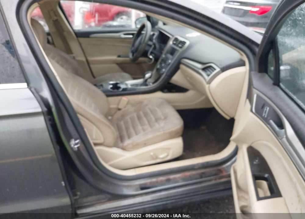 2015 FORD FUSION SE VIN: 3FA6P0H70FR273798