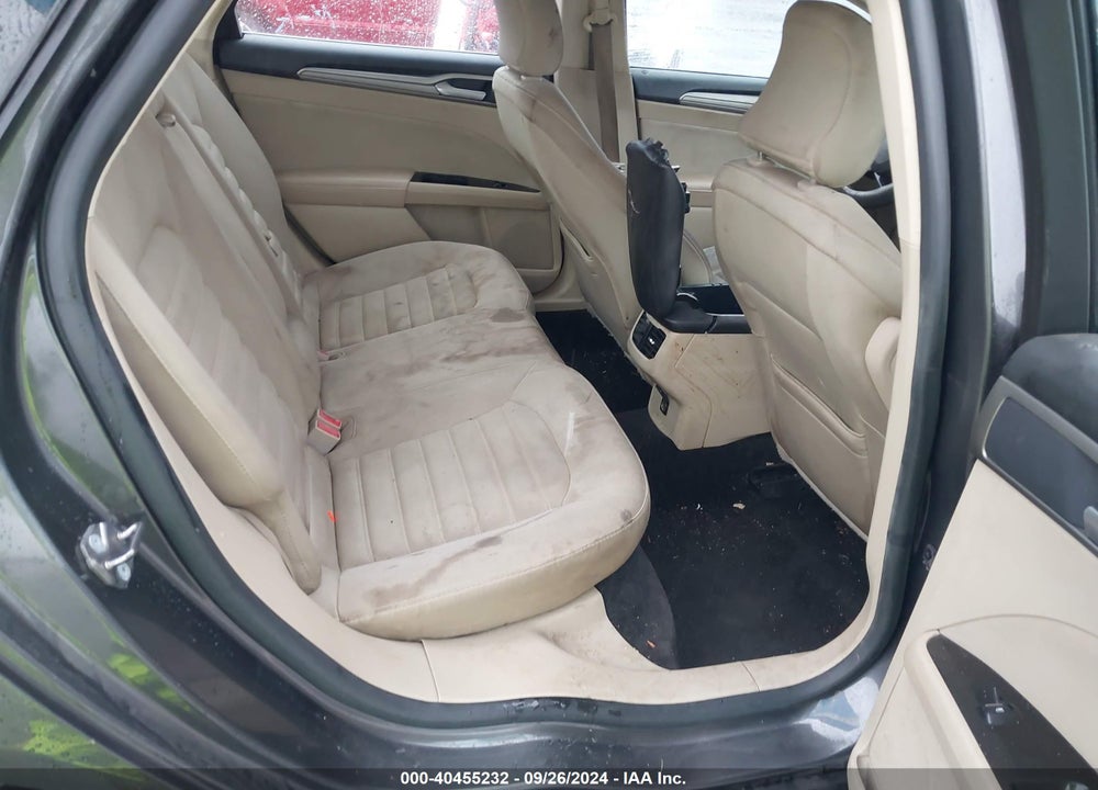 2015 FORD FUSION SE VIN: 3FA6P0H70FR273798