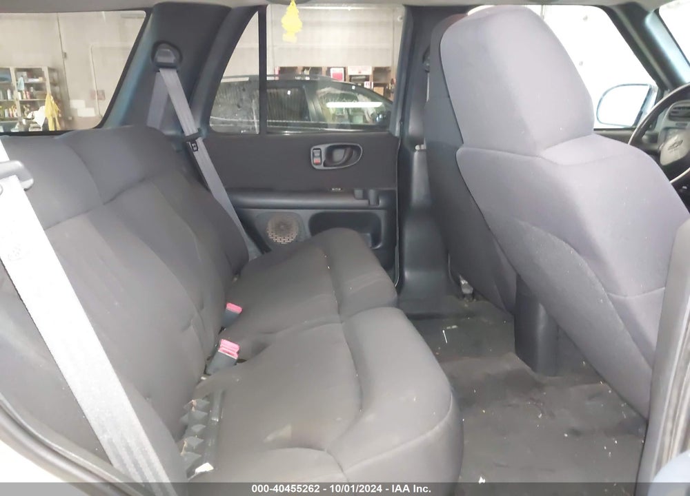 2004 CHEVROLET BLAZER LS VIN: 1GNDT13X14K113545