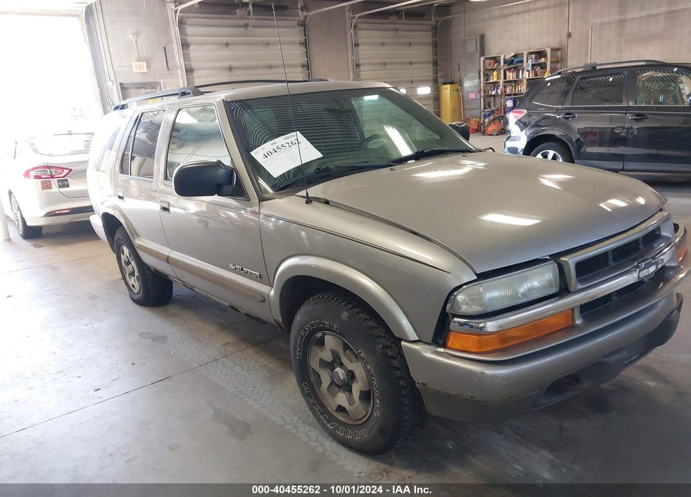 2004 CHEVROLET BLAZER LS VIN: 1GNDT13X14K113545