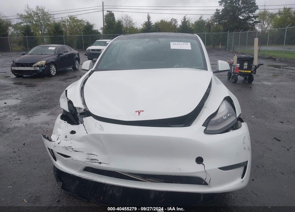 2021 TESLA MODEL Y LONG RANGE DUAL MOTOR ALL-WHEEL DRIVE VIN: 5YJYGDEEXMF076973