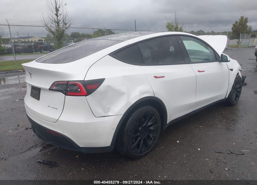 2021 TESLA MODEL Y LONG RANGE DUAL MOTOR ALL-WHEEL DRIVE VIN: 5YJYGDEEXMF076973