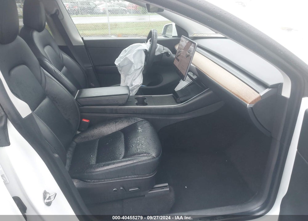 2021 TESLA MODEL Y LONG RANGE DUAL MOTOR ALL-WHEEL DRIVE VIN: 5YJYGDEEXMF076973