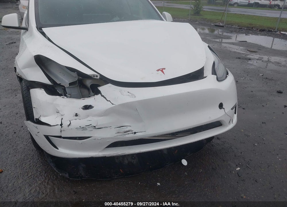 2021 TESLA MODEL Y LONG RANGE DUAL MOTOR ALL-WHEEL DRIVE VIN: 5YJYGDEEXMF076973