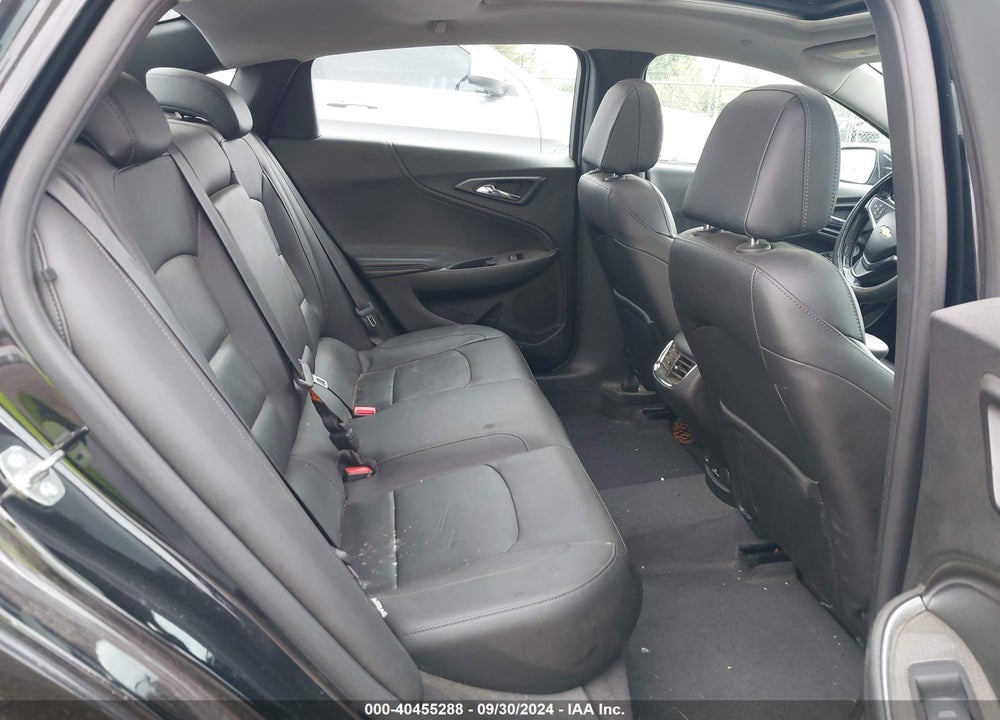 2018 CHEVROLET MALIBU LT VIN: 1G1ZD5ST7JF263139