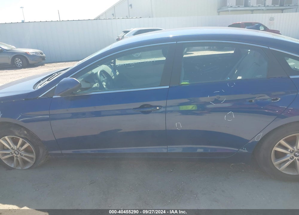 2015 HYUNDAI SONATA SE VIN: 5NPE24AF6FH157974