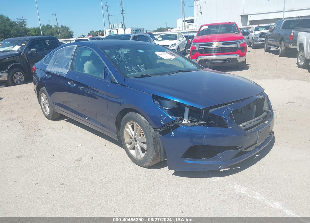 2015 HYUNDAI SONATA SE VIN: 5NPE24AF6FH157974