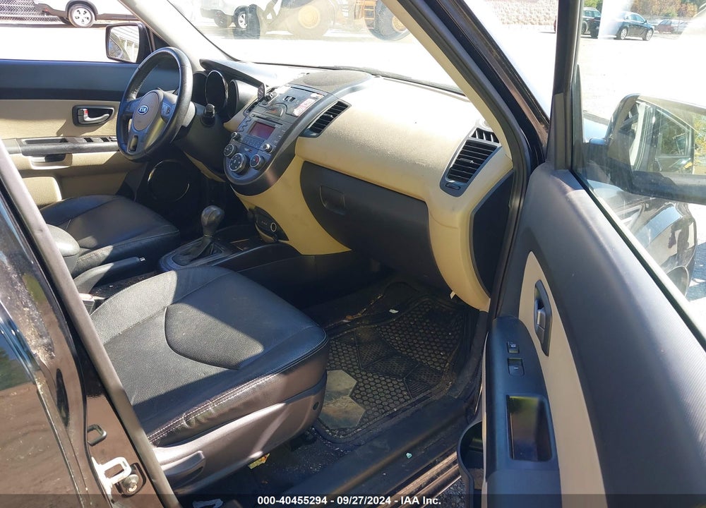 2011 KIA SOUL VIN: KNDJT2A25B7240145