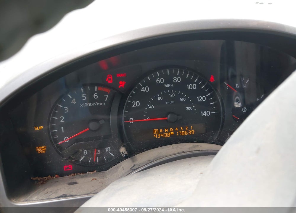 2006 NISSAN TITAN SE VIN: 1N6BA06B06N575366