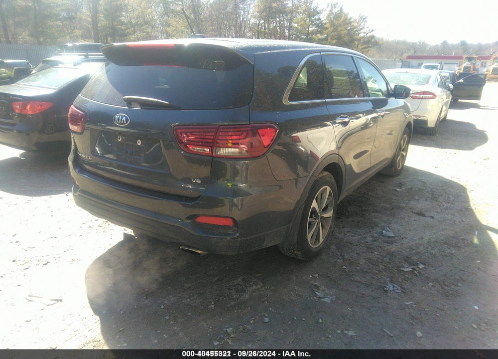 2020 KIA SORENTO 3.3L LX VIN: 5XYPG4A55LG690757