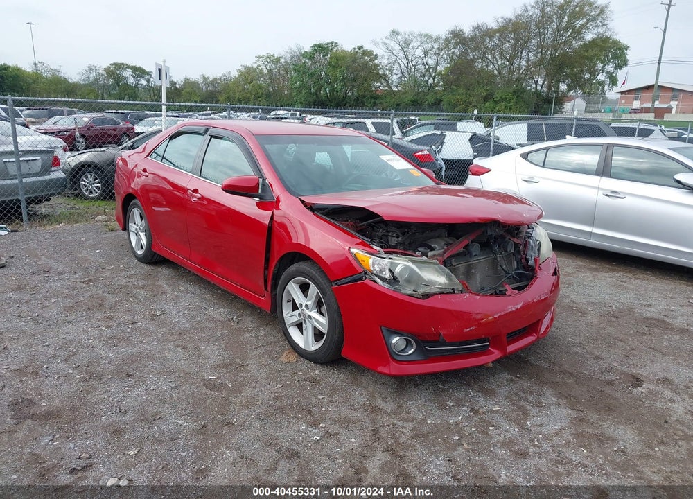 2014 TOYOTA CAMRY SE VIN: 4T1BF1FK0EU743906