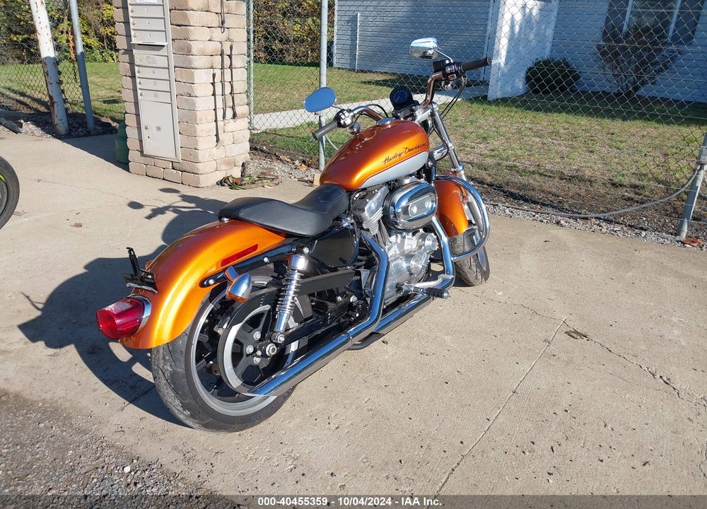 2014 HARLEY-DAVIDSON XL883 SUPERLOW VIN: 1HD4CR214EC405575