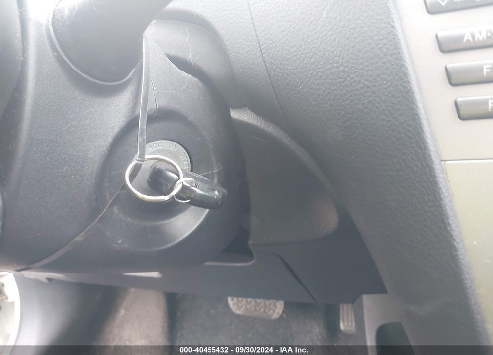 2009 TOYOTA YARIS VIN: JTDBT903891321497