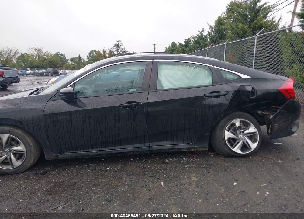 2019 HONDA CIVIC LX VIN: 2HGFC2F61KH588726