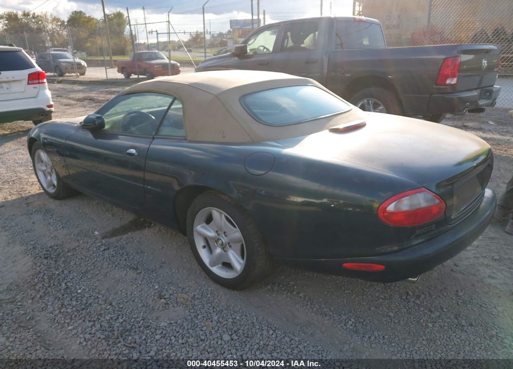 1998 JAGUAR XK8 VIN: SAJGX2244WC018970