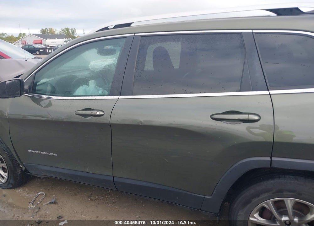 2019 JEEP CHEROKEE LATITUDE PLUS 4X4 VIN: 1C4PJMLB2KD252215