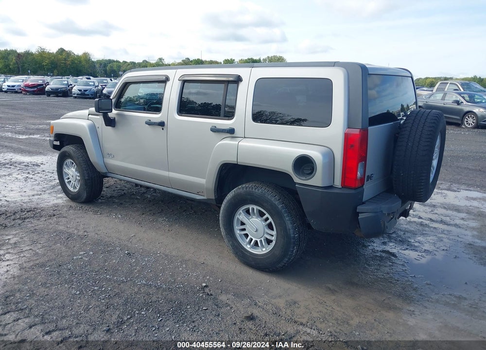 2008 HUMMER H3 SUV VIN: 5GTEN13EX88137005