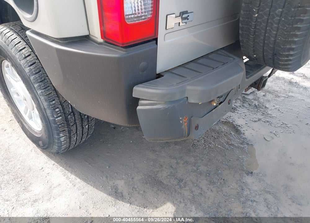 2008 HUMMER H3 SUV VIN: 5GTEN13EX88137005
